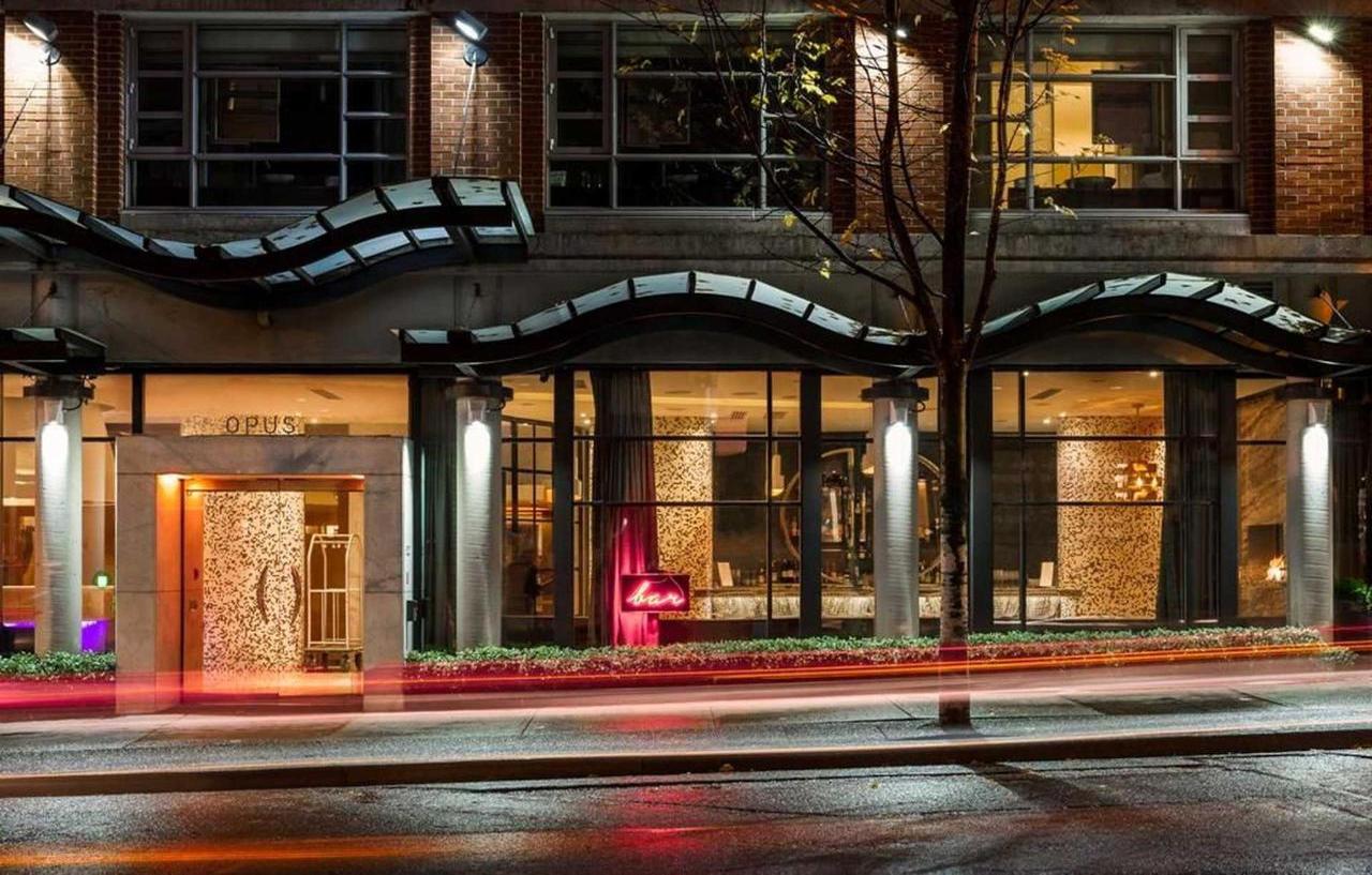 Opus Vancouver Exterior photo